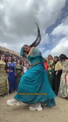 #halparke #kurdishdance #rojhalat #kurdish #kurdistan #nawroz @🔹️ᴋᴜʀᴅɪsʜ_ᴅᴀɴᴄᴇ 