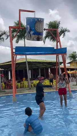 🤣🤣🤣🤣🤣 . . . . #baldedeagua #acquashow #acquashowcoite #diversao #parqueaquatico #fail #tiktokbrasil #tiktok #tiktoknews 