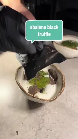 i didnt know kimchi could foam????#michelinguide #lafoodie #ktownla #blacktruffle #abalone #finedining 