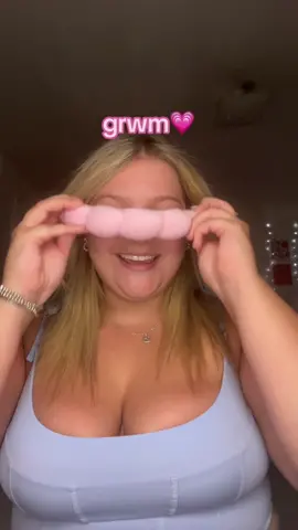 throwback grwm lol🎀💅🏽❣️🥂🛍️💖 #viralmakeupproducts #viral #viralmakeup #makeuptest #fyp #f  #foryou #foryoupage #makeup #makeuptok #grwm #grwmtok #preppy #viralproduct  #grwmmakeup 