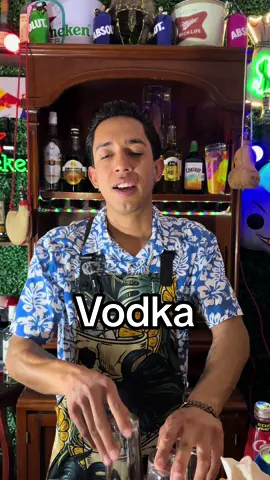 3 formas faciles de tomar vodka #mijailneutron #cocteleria #tragos #bebidas #barman #bartender #aguascalientes #vodka 