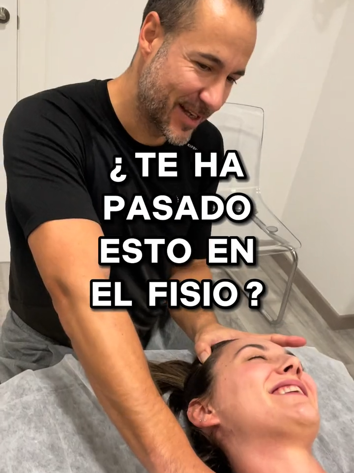 🤣 ¿Te ha pasado esto con el fisioterapeuta? 😳 #humor #risas #fisioterapeutavalencia #masaje #fisioterapeuta #fisioterapeutas #fisioterapia #fisioterapiavalencia #premiumfisioclinic