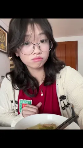 khoe món cơm trưa mẹ làmm