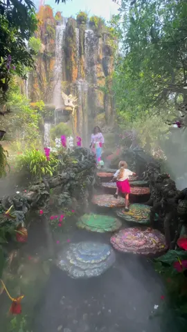 MAGICAL Rainforest CAFE in Thailand 🇹🇭 ✨🌳 This place was so magical and located in Chiang Mai Thailand ✨✨ This cafe in Thailand has its own private waterfall and it feels like a tropical rainforest and all of that misty really transports you to a fairly tale!! ✨🌳🌳 The entrance was just 60THB and you can use it to buy a drink. @lalittacafe opens 8 am to 8 pm  The BEST time to visit would be around 8.30 am till 10.30 am, cz not crowded at that time..  Share this with someone who is going to Thailand! 🇹🇭🫶🏻🌿 #travelwithwife #lalittacafe #chiangrai #thailand #cafe @LALITA Cafe & Restaurant 
