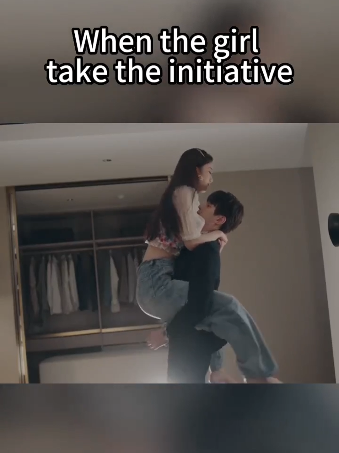 When the girl takes the initiative #LoveTheWayYouAre #MangotvSweetdrama #drama #Love #cdrama  Mobile users download MangoTV App 👉 https://bit.ly/MGTVIntl