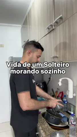 Vida de solteiro morando sozinho 