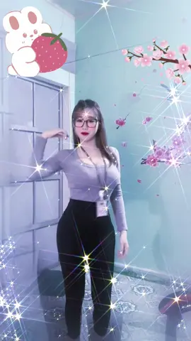E mặc như thế này đi làm được ko các a😊😊😊#xuhuong #xh #fpy #LearnOnTikTok #vitamingirl #bodybuildinglifestyle 