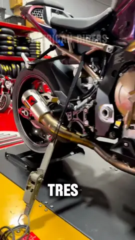 Logra una potencia increíble en tu motor  con estos 3 elementos 🔥 #motocicletas #motociclista #carburador #carburadorkeihin #carburadorcortina #carburadorcortinaplana #potencia #bobinaracing #bobinadealta #bobinanibbi #filtrodeaire #filtrodealtoflujo #ktm #yamaha #honda #suzuki #kawasaki #ns200 #pulsar #motos #carrerasdemoto 