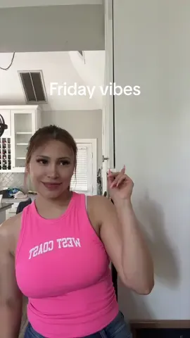 Me at the concert  #aventura #bachatatiktok #peligro #dominicanbachata #bachateame #fypp #paratiii #latinasbelike #romeosantosofficial 