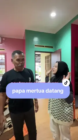 siapa yang pengen punya mantu kayak si eneng? #riansagit #pasutri #humor #lucu #menantu #mertua 