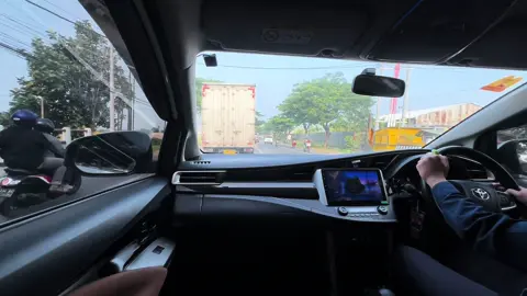 Sepi amat dah #fypシ #fyp #viralvideo #trending #storynyetir #nyetirmobil #innovareborndiesel #indonesiamodifikasi #innovamodifikasi #fypシ゚viral #diesel #xyzbca 