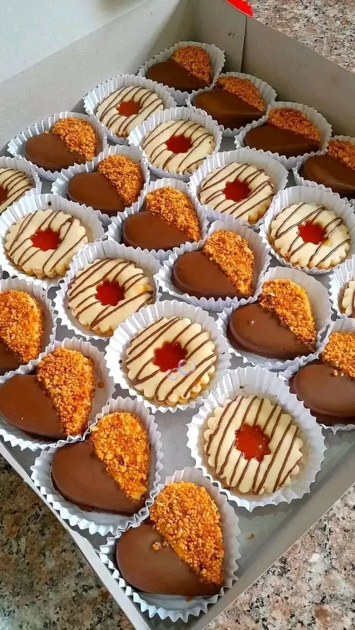 حلويات العيد مرحبا بكم 🍬🍪🥰