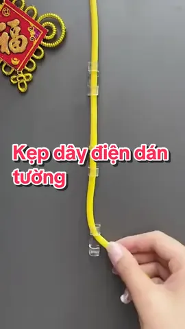 Kẹp dây điện dán tường treo cố định các loại dây điện dây cáp trong nhà, giúp căn nhà trở nên gọn gàng hơn #kepdaydien #kepdaydiendantuong #nepdaydien #nepdaydiendantuong #giadungthongminh 