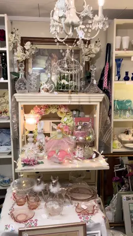 Come with me to antique shop 🧺🩰 #marieantoinette #rococoaesthetic #coquetteaesthetic #cottagecore #girlytok #antiqueshop #coquette 