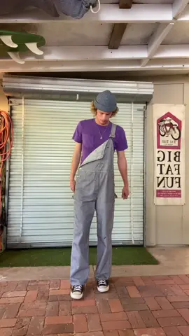 Oompa Loompa? #fitcheck #OOTD #mensstyle #overalls #styleinspo #mensfashion #fashion #vintage #inspo 