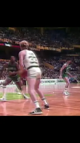 Larry Legend ⚪🐐🏀🔥 | #basketball #NBA #bostonceltics #larrybird #fyp #foryou #foryourpage 
