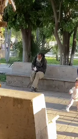 Sacando la semanita. Quiero preguntarle donde trabaja pa jalarme con él #centro #pacasdebilletes #natanaelcano #billetes #viral 