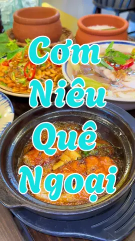 Một quán Cơm Niêu Quê Ngoại nằm giữa lòng Cần Thơ, quá là ngon luôn. #reviewanngon #hiuriviu #cantho65 #comnieu #comque #cakhotieu #canhchua #monngoncantho #cantho 