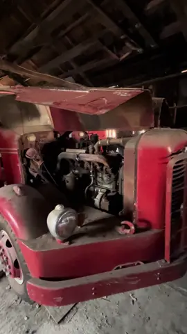 Hotter than a two dollar pistol 🔥🔥 #antique #firetruck #fwd #fyp