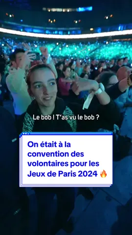 La mission de Philippe : dessiner la tenue des 45 000 volontaires pour les Jeux de Paris 2024. Et hier, ils l’ont découverte 🔥  @SAMY @paris2024  #paris2024 