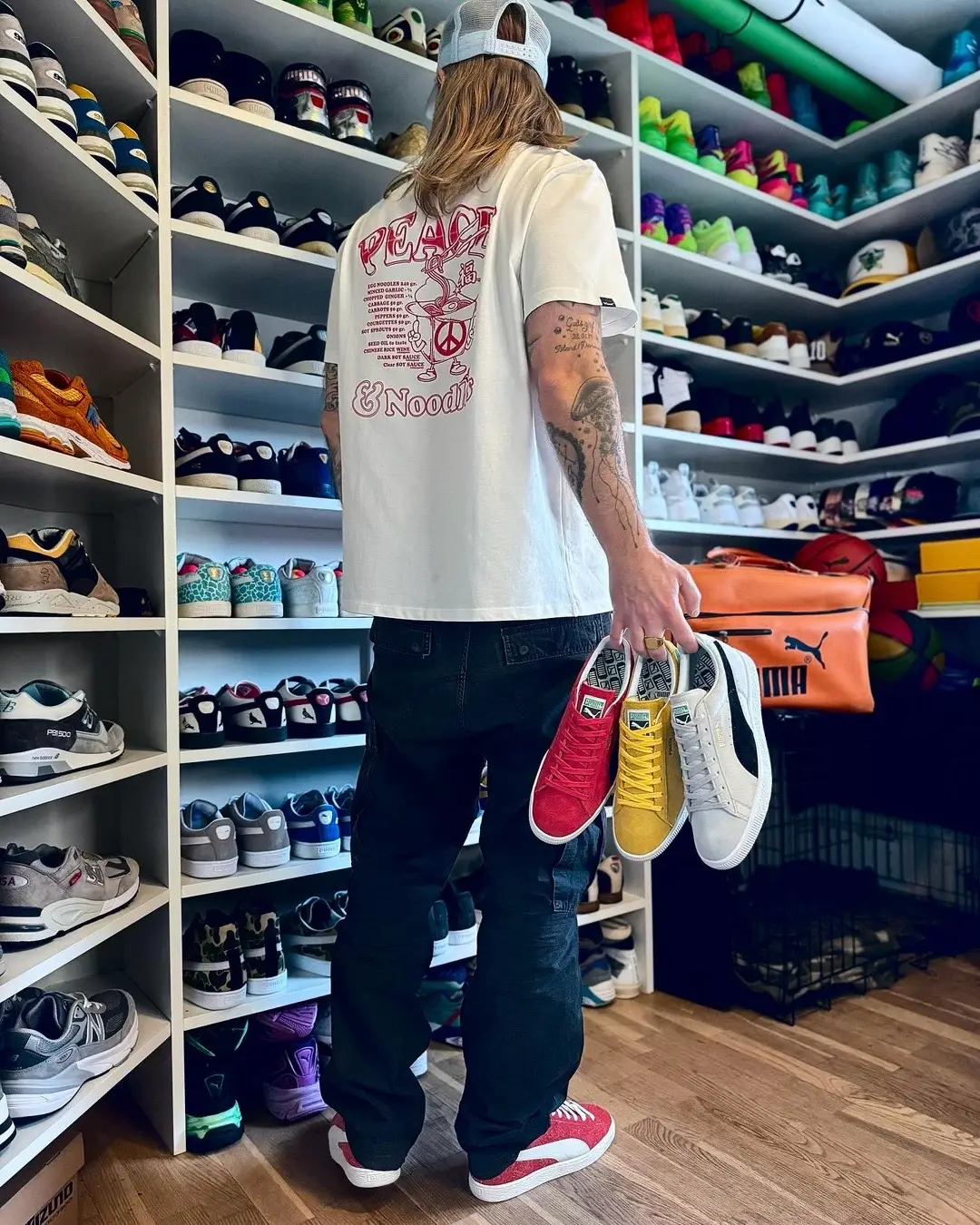 #outfitoftheday #kotd #kicksoftheday #goingviral #trending #puma #sneakers #pumasneakers #tiktokcarousel #carousel #bearded #tattooed #longhair @PUMA 