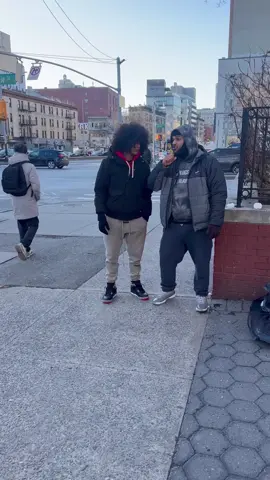 WE JUST ENJOYING THE WEATHER 🤣🤣 #giddyleftytv #trending #explore #comedy #fyp #prank #prankster #snow #snowball #wow #nyc 