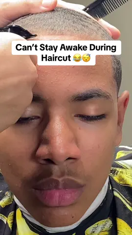 When You Can’t Stay Awake During Your Haircut 😂😂 Is it my fault if I messed his line up?? #barbervideos #barbershop #barberclips #starkvillebarber #mississippibarber l#barberstyledirectory #barberstyle  #mensgrooming #barbering #haircut #taperhaircut #barbering #barbervideos #lineup #nopushback #hairline #barbertiktok #barbertok #fallingasleep #barberhumor #messeduphairline 