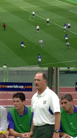 When Ronaldinho broke English hearts. Wait for Scolari’s reaction! 🇧🇷 #FIFAWorldCup 