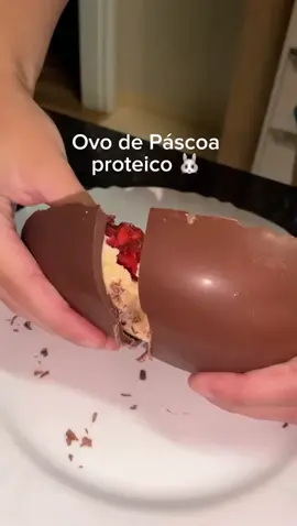 Quer comer ovo de páscoa sem sair da dieta? Olha só essa receita com o nosso Whey de baunilha! @nrossetto  #Ovodepascoa #wheyprotein #bodyactionoficial #bodyaction #gym #fyp #foryou #Fitness
