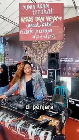 #DjRereMonique #duniamalam #jogetjedakjeduk #cumanhiburan