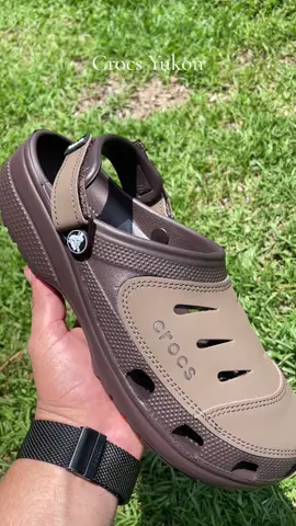 Llegaron, también ofrecemos para él.  39 al 44 o M7 a M10. A solo 25,900 más envío 🚚.  Envíos por correo a todo el país, rapido y seguros.  #costarica🇨🇷 #crocs #cuero #yukon #caballero #envio #fypシ #cr 