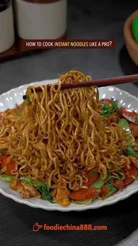 How to cook instant noodles like a pro? #Recipe #cooking #chinesefood #instantnoodles #ramen #noodles #comfortfood #LifeHack 
