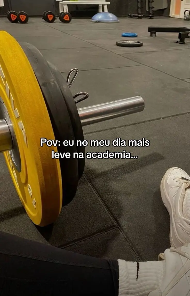 Hhahahahah não é fácil não 😓🤡 #evolução #evolucao #treino #treinofeminino #treinopesado #gymrat #gymgirl #gym #academia #GymTok #fy #Fitness #ratadeacademia #maromba #gymmotivation #mememaromba #memefitness #humormaromba #treinoparamulheres