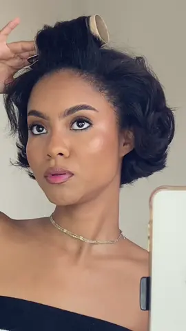 Parte 2| Modelando meu curtinho, não deixem flopar, me segue pra mais 🥹🫶🏽 . #cabelocurto #progressiva #cabelocurtoliso #transicaocapilar #penteado #finalização 