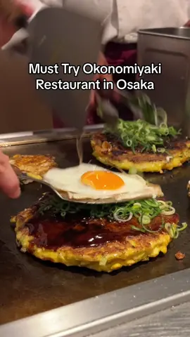 Honestly the best okonimiyaki i’ve had in my life 🙌🏻  📍Chibo , Dotonbori area, Osaka #food #travel #japan #okonimiyaki #culinary #osaka #foodosaka 