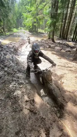 Here's mud in your bike 🤣🫠 #dirtbike #motorcycle #motocross #fail #fails