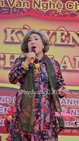 Quế Minh ko phải là vai nữ chính trong KIẾP NÀO CÓ YÊU NHAU nhưng Quế Minh lại dành dc sự thương mến của người hâm mộ vì sao? Đơn giản vì Quế Minh chính là do Cô- NSND LỆ THỦY- người nghệ sĩ dc khán giả ái mộ hạng nhì thì ko tìm dc ai hạng nhất luôn🥰 #lethuy #nsndlethuy #cailuong #sankhau #yeucailuong #phunu #tuoitrungnien #vietnam 