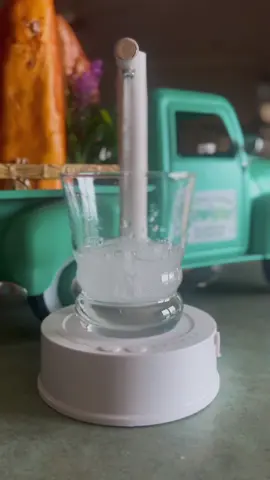 Quench your thirst 💦 #waterdispenser #kitchenware #homegadgets #kitchengadgets #drinkinstyle 
