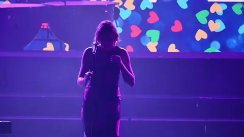 A cool moment💜 🎼 “Snow Angel”- Renee Rapp @reneé @youngexwives  🎹 Henry Brill-Reed #reneerapp #reneerappsnowangel #singer #adelaide #adelaidemusicians #singer #musicaltheatre #fypシ #fypシ゚viral 