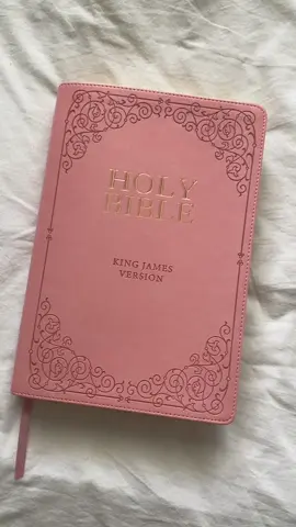 the most beautiful bible #pinkbible #religion #christiantiktok #fyp #fy #foryoupage #viral #popular #aesthetic #girlblogger #fypviralシ 