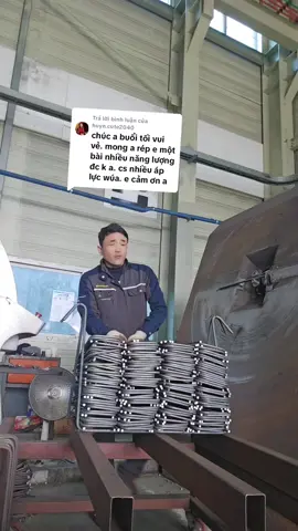 Trả lời @huyn.cute2040  khó khăn gặp phải hãy coi đó là một  thử thách em nhé! nhất định áp lực sẽ qua và phong ba cũng không còn nữa 👍💪