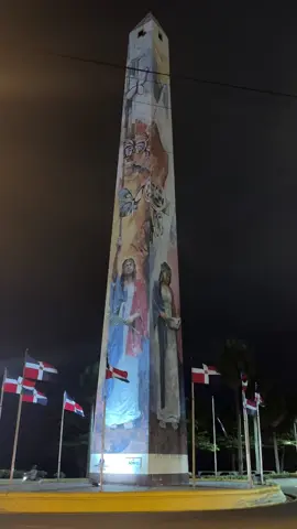 Malecon Santo Domingo! #santodomingo #dominicanrepublic #malecon #💞 #🇩🇴 #travel #tiktok #puntacanaallyoucansee #city #night 