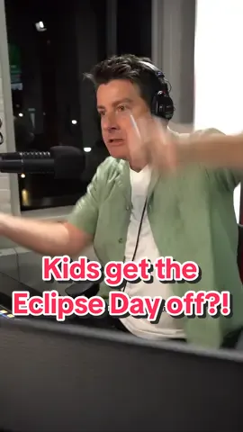 Two school boards (TDSB/YRDSB) are changing their class schedules to accommodate the solar eclipse on April 8th.  @Daryn Jones @Deepa Prashad @Leah Abrahams 