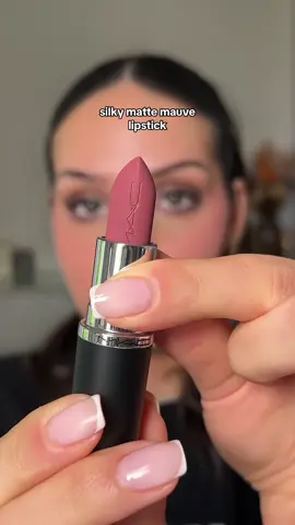 This shadeeee @maccosmetics new macximal silky matte lipstick  #makeup #mattelipstick #maccosmetics 