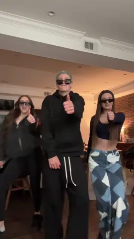 🕺