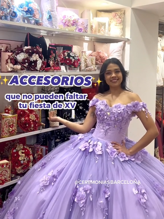 Los accesorios indispensables  en tus xv años 💜 