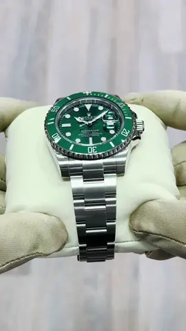 Rolex Submariner Date Hulk 40mm, Green Dial, Green ceramic bezel, large Dot & Index hour markers, Self winding automatic movement, Brushed oystersteel stainless steel case, brushed oystersteel stainless steel oyster bracelet, scratch resistant sapphire crystal, Men’s/Unisex Luxury Watch.  Pre Owned, Complete Set Model # 116610LV Selling price: $21,500 . . . #rolex #rolexsubmariner #rolexwatch #rolexwatches #rolexwrist #rolexlover #rolexpassion #rolexhulk #rolexoysterperpetual #rolexoyster #rolex40mm #rolexceramicbezel #miamiwatch #miamirolex #luxurywatch #luxurywatchlife #luxurywatchlist #forsale #menstyle #womenfashion 