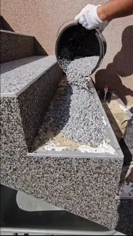 Tuto résine revêtement extérieur- Pose de moquette de marbre de couleur Gris Bleuté sur escalier  #tuto #resine #revetementdesol #moquettedemarbre #exterieur #résinecarrelageartetdéco 