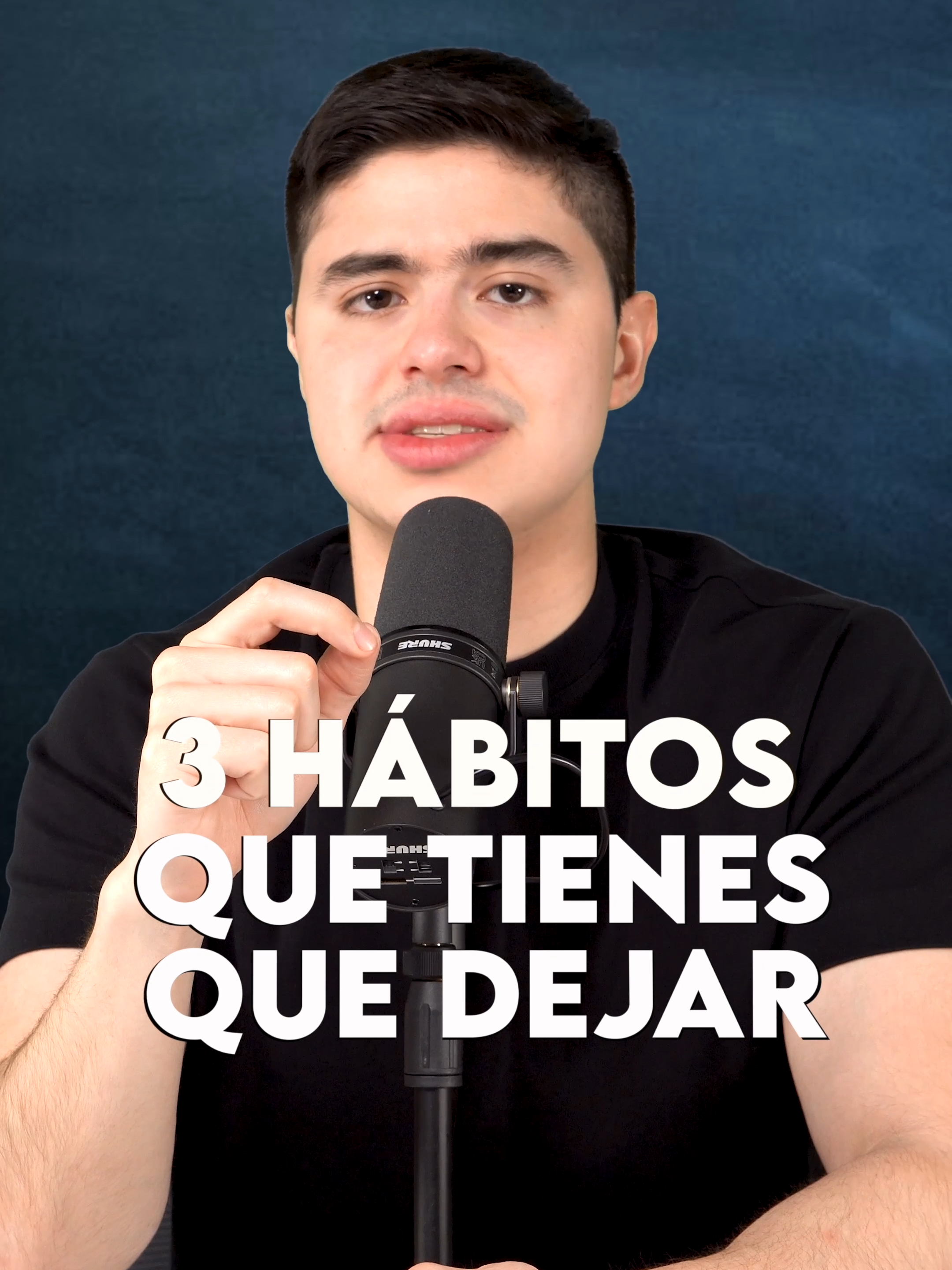 3 Hábitos Que Debes Evitar Para Ser Exitoso 👇🏼 1. Hablar de los Demás: Las mentes brillantes debaten ideas, las mentes comunes discuten eventos y las mentes pequeñas se centran en las personas. La vida es demasiado breve y compleja para perder tiempo hablando de los demás. 2. Compararte con los Demás: La comparación roba la alegría. Nunca serás igual que los demás. Ser auténtico es la única forma de no competir. 3. Quejarse Demasiado: En lugar de criticar o quejarte, enfócate en lo que realmente deseas. Aunque no sea tu culpa, es tu responsabilidad hacer algo al respecto. Déjame saber tus dudas y preguntas acerca de este tema en los comentarios 👁️ ¿Ya habías escuchado de estos Hábitos antes? #AndresGarza #DesarrolloPersonal #Dinero #Finanzas #FinanzasPersonales #Hábitos #Invertir #Inversión #Inversiones #Negocios #Motivación #Reflexión #Shorts