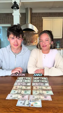 Anna vs Jackson Quiz Battle! #triviachallenge #quizshow #familygamenight #FamilyFun #moneygames #challenge 